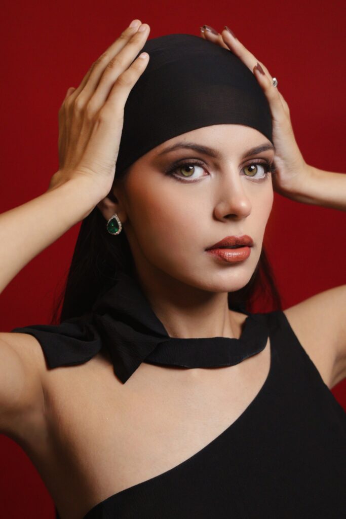 20250708114509685 683x1024